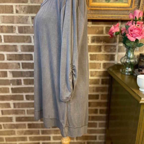 Slate gray Easel asymmetrical tunic - Picture 10 of 11